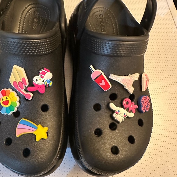 CLOSET CLOSING Classic Mega Crush Clog in Black - Picture 3 of 10